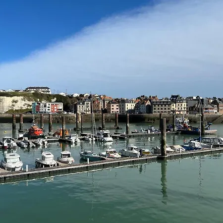 בית נופש La Brise Marine Maison De Vacance Avec Terrasse Au Soleil *